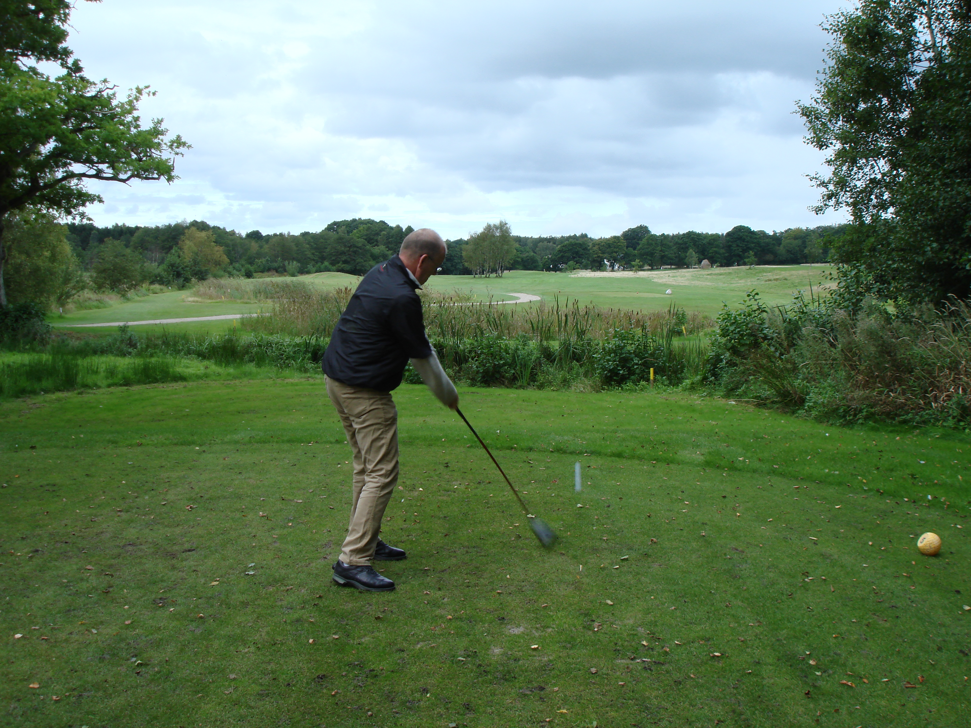 Erik Winther på 5. tee